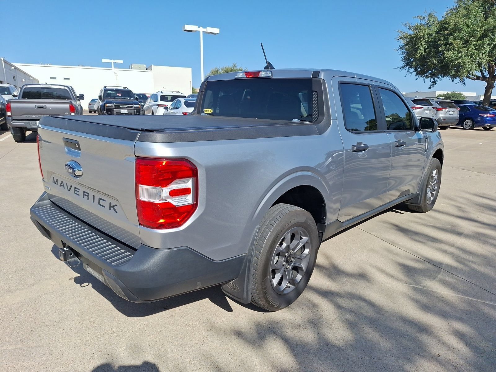 Used 2023 Ford Maverick XLT FWD image 6