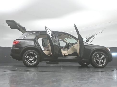 Used 2020 Mercedes-Benz GLC 300 4MATIC image 50