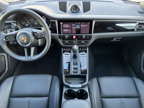 New 2026 Porsche Macan image 6