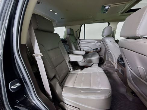 Used 2015 GMC Yukon Denali w/ Premium Package image 31