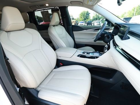 Used 2023 INFINITI QX60 Luxe w/ Cargo Package FWD image 29