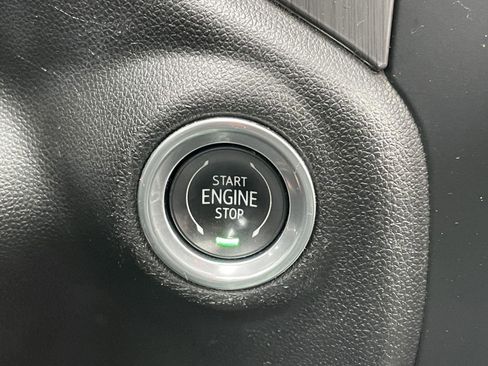 Used 2021 GMC Sierra 2500 Denali w/ Denali Ultimate Package AWD/4WD image 25