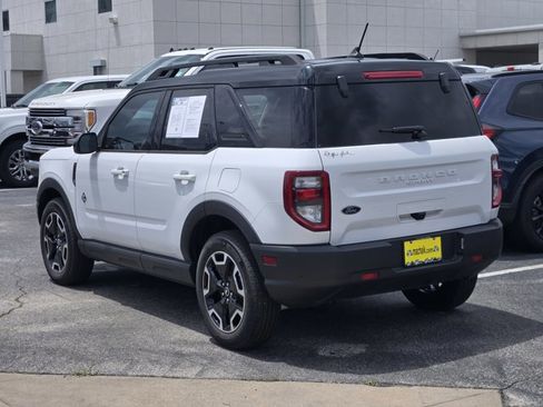 Used 2024 Ford Bronco Sport Outer Banks w/ Tech Package AWD/4WD image 8