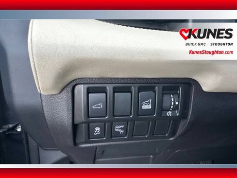 Used 2019 Subaru Ascent Limited AWD/4WD image 30