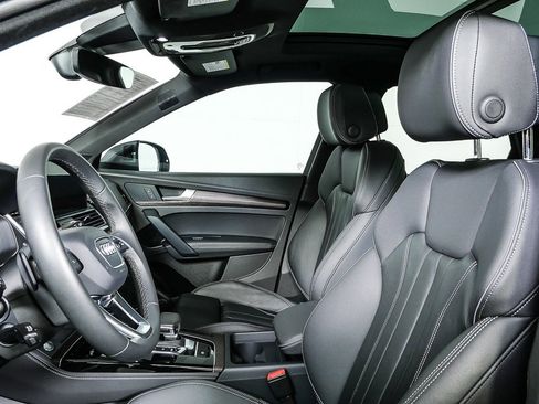 Used 2023 Audi Q5 2.0T Premium Plus w/ Premium Plus Package image 5