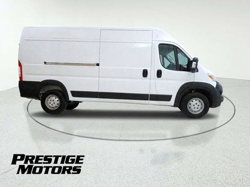 Used 2023 RAM ProMaster 2500 FWD image 9