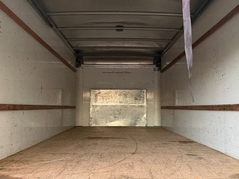 Used 2024 Ford E-350 and Econoline 350 Super Duty w/ Driver's Safety Package image 23