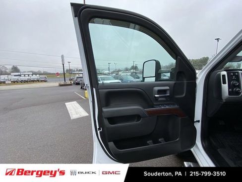 Used 2016 GMC Sierra 2500 SLE image 24