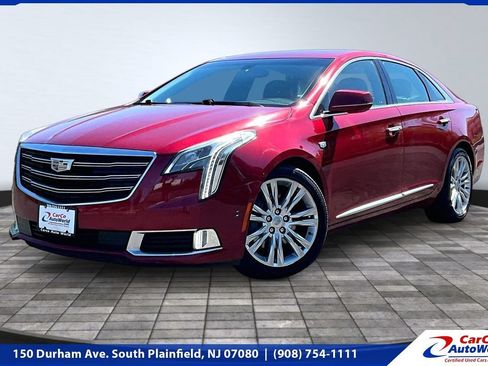 Used 2019 Cadillac XTS Luxury FWD image 1