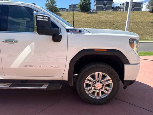Used 2020 GMC Sierra 2500 Denali w/ Denali Ultimate Package AWD/4WD image 33