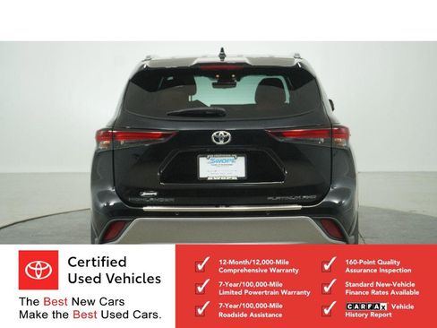 Certified 2024 Toyota Highlander Platinum AWD/4WD image 4