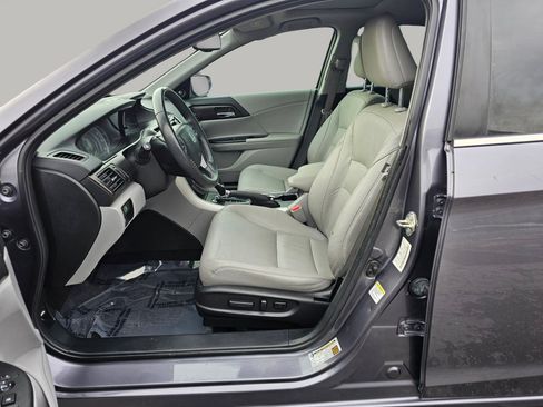 Used 2015 Honda Accord EX-L image 19