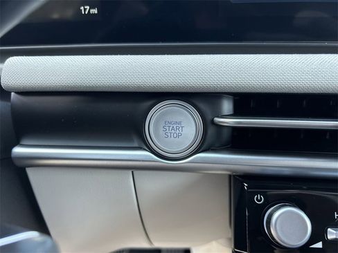 New 2026 Hyundai Tucson Limited image 31