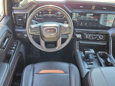 Used 2023 GMC Sierra 1500 AT4 w/ AT4 Premium Package image 9