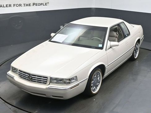 Used 2000 Cadillac Eldorado ESC w/ Comfort/Convenience Pkg FWD image 39