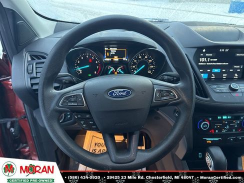 Used 2019 Ford Escape SE image 14