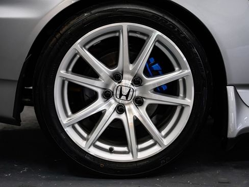 Used 2004 Honda S2000 image 43