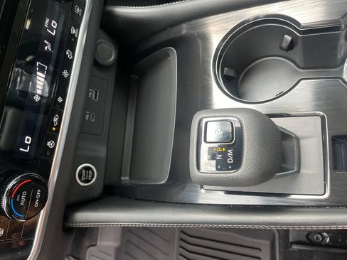 Certified 2023 Nissan Rogue SL AWD/4WD image 24