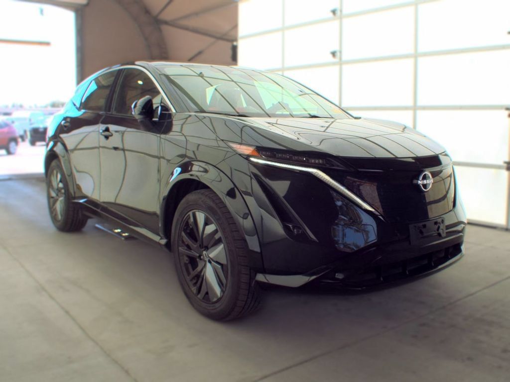 Used 2023 Nissan Ariya FWD image 1