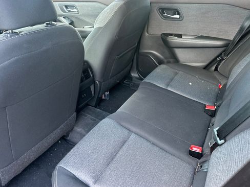Used 2023 Nissan Rogue SV FWD image 14