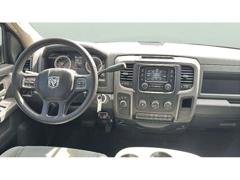 Used 2017 RAM 2500 Tradesman w/ Chrome Appearance Group image 13