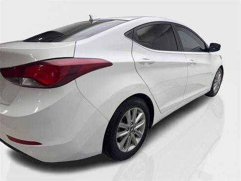 Used 2016 Hyundai Elantra SE w/ Option Group 02 image 13
