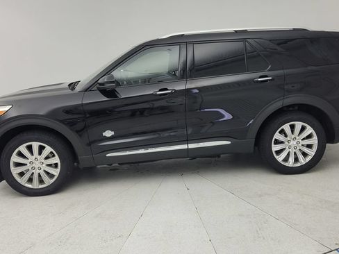 Used 2021 Ford Explorer King Ranch w/ Premium Technology Package AWD/4WD image 4