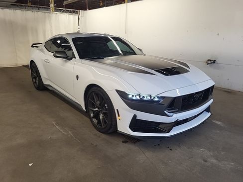 Used 2025 Ford Mustang Dark Horse RWD image 5