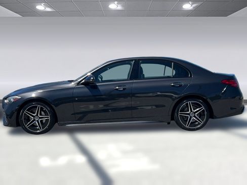 Used 2022 Mercedes-Benz C 300 Sedan image 2