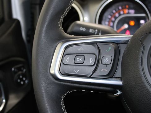 Used 2023 Jeep Gladiator Overland image 34