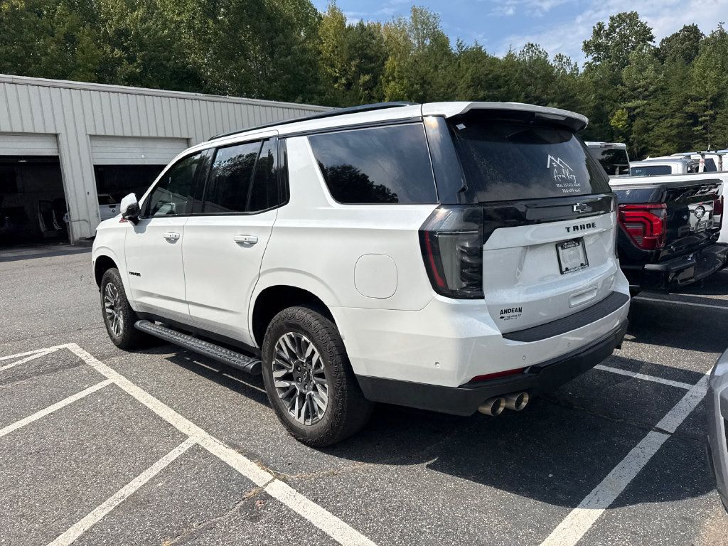 Used 2025 Chevrolet Tahoe Z71 w/ Comfort Package AWD/4WD image 12
