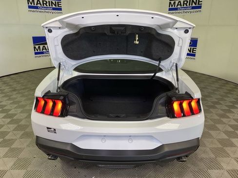 Used 2024 Ford Mustang Premium RWD image 29