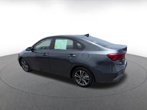 Used 2024 Kia Forte LXS FWD image 10