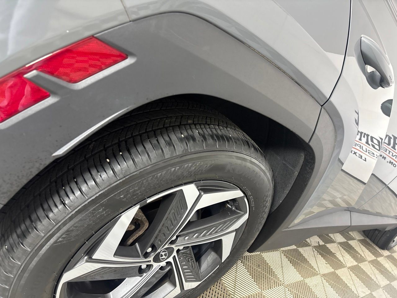 Used 2024 Hyundai Tucson SEL w/ Convenience Package FWD image 43