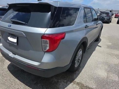 Used 2022 Ford Explorer 2WD image 3