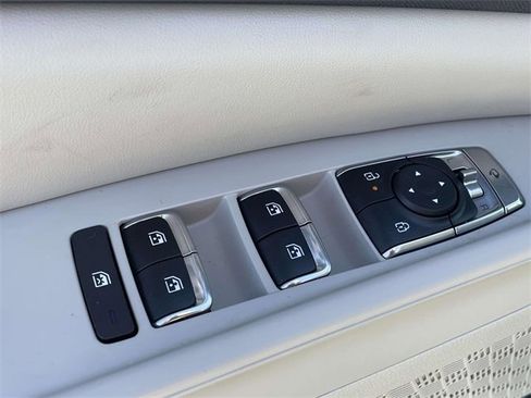 Certified 2026 Kia Carnival SX image 27