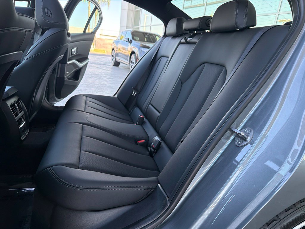 Used 2024 BMW M340i RWD image 13