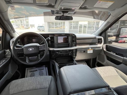 Used 2026 Ford F350 XLT image 16