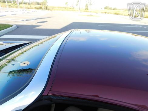 Used 2004 Ford Thunderbird image 37