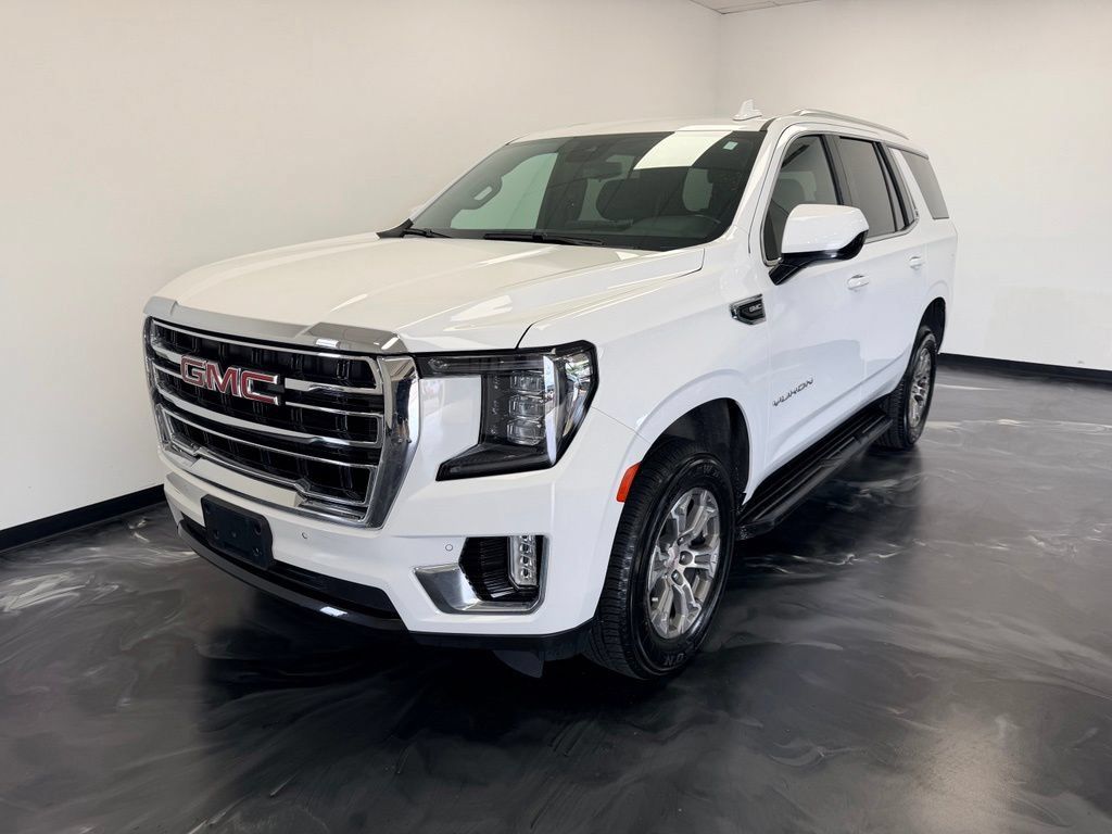 Used 2023 GMC Yukon SLE AWD/4WD image 4