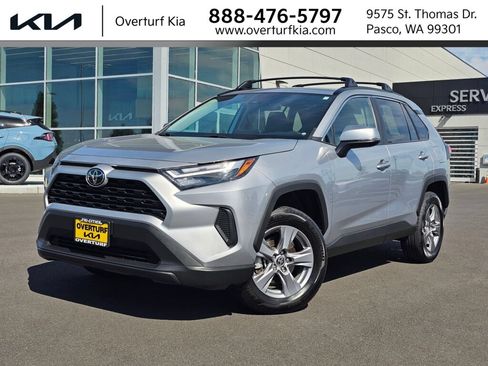 Used 2022 Toyota RAV4 XLE w/ Convenience Package AWD/4WD image 1