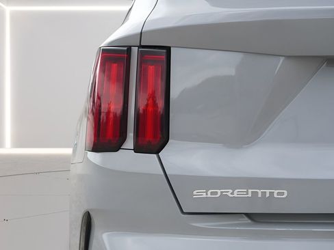 Used 2023 Kia Sorento SX FWD image 42