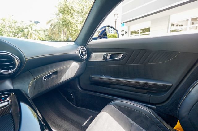 Used 2020 Mercedes-Benz AMG GT R image 75