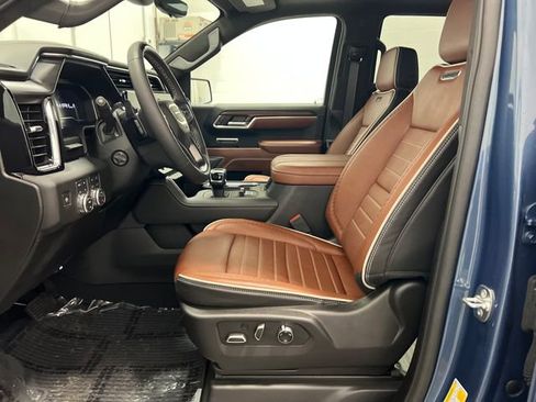 Certified 2025 GMC Sierra 1500 Denali Ultimate image 9