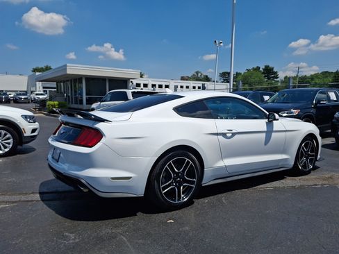 Used 2022 Ford Mustang Premium RWD image 6