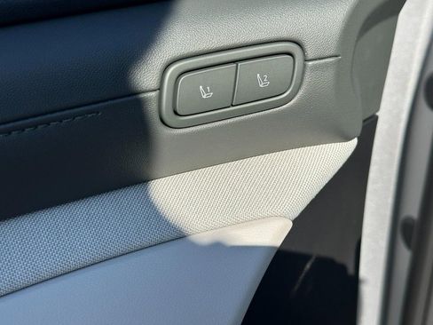 New 2026 Hyundai Tucson Limited image 11