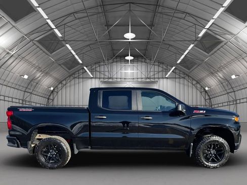 Used 2021 Chevrolet Silverado 1500 Custom Trail Boss w/ LPO, Dark Essentials Package image 3