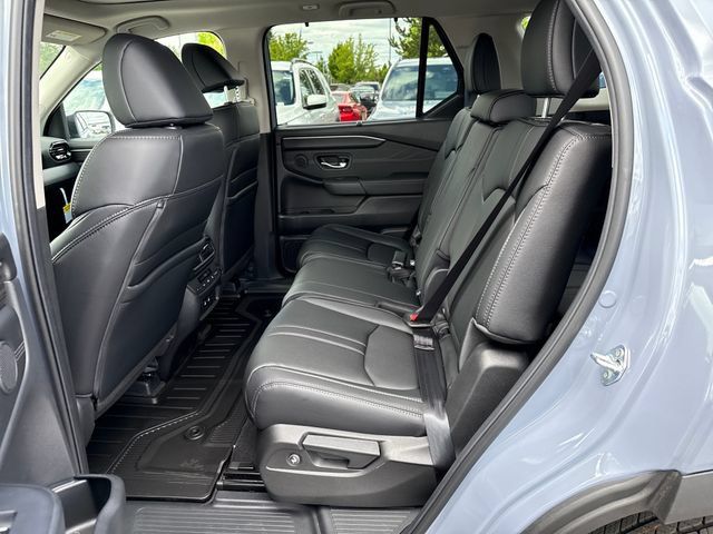New 2026 Honda Pilot Touring image 14