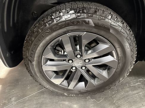 Certified 2024 Honda Ridgeline Sport image 13