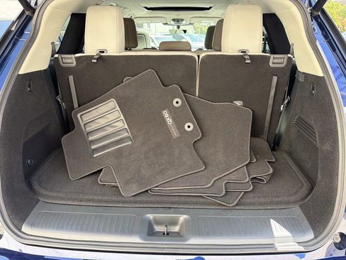 Certified 2026 INFINITI QX60 Pure w/ Cargo Package FWD image 6